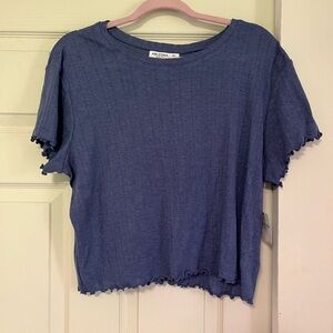 Arizona Blue Lettuce Trim Tshirt NWT